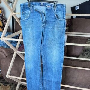 Wrangler Blue Straight Jeans Classic Style